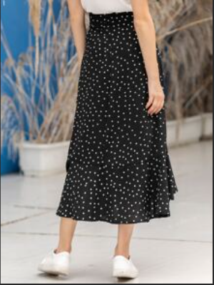 Váy dài chấm bi mùa hè