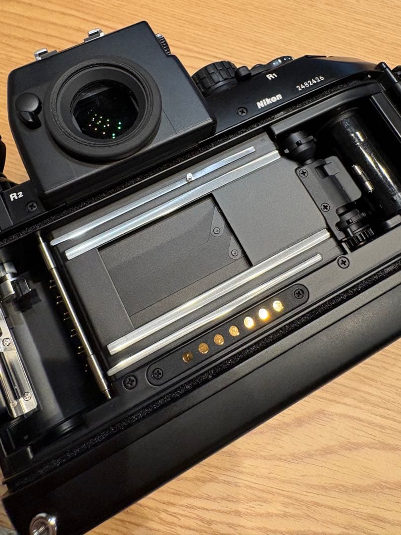 Nikon F4 フイルムカメラボディ